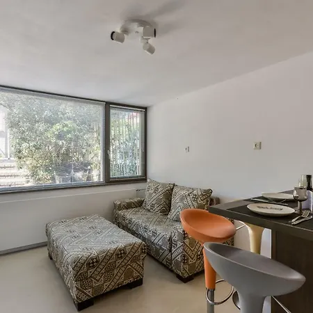 House Amsterdam Lohman 잔드보르트